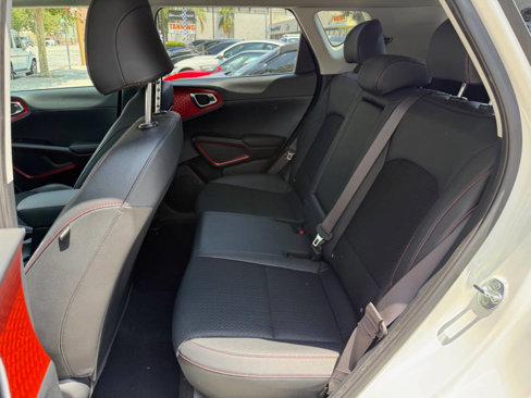 Used 2023 Kia Soul GT-Line image 31