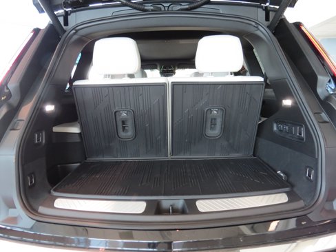 New 2026 Cadillac Vistiq Luxury w/ LPO, Floor Liner Package image 13