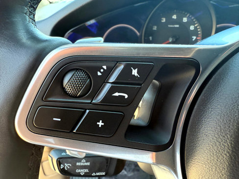 Used 2019 Porsche Cayenne image 19