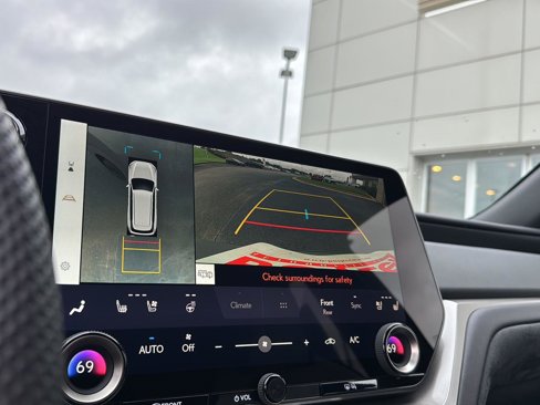 New 2025 Lexus TX 500h AWD image 25