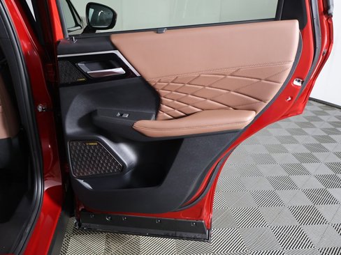 New 2025 Mitsubishi Outlander SEL image 33