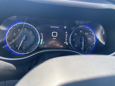 New 2026 Chrysler Pacifica Select image 18