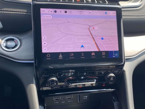 New 2025 Jeep Grand Cherokee L Limited image 7