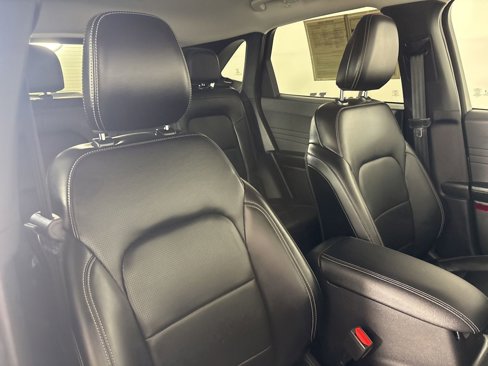 Used 2023 Ford Escape Platinum image 27