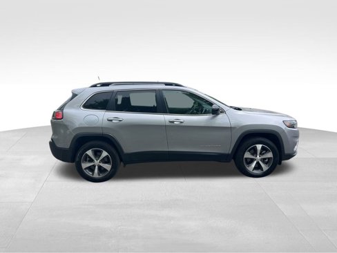 Certified 2022 Jeep Cherokee Limited image 9