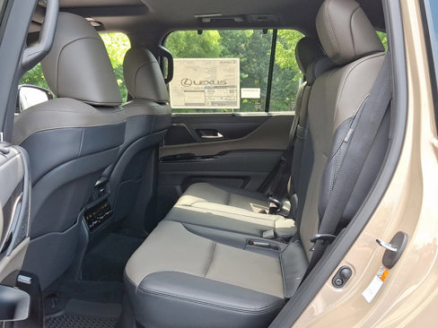 New 2025 Lexus LX 700h Overtrail image 7