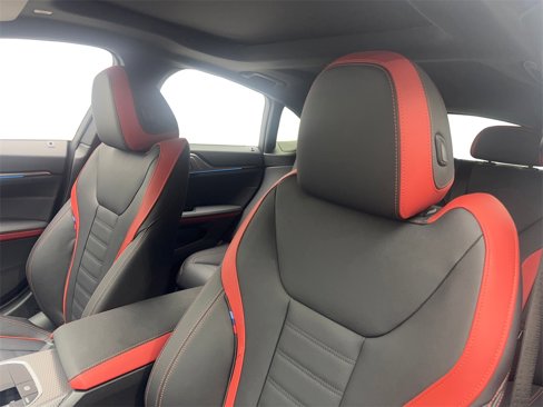 Used 2025 BMW i4 eDrive40 w/ M Sport Package image 28
