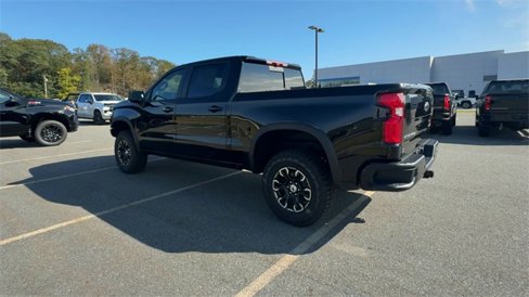 New 2026 Chevrolet Silverado 1500 ZR2 image 6