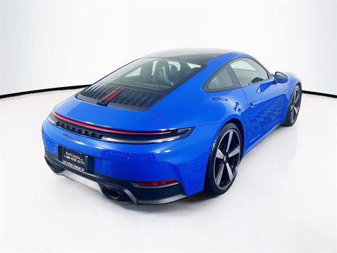 Certified 2025 Porsche 911 Carrera image 9