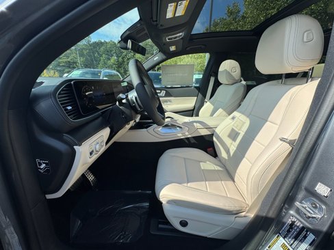 New 2026 Mercedes-Benz GLS 450 4MATIC image 6