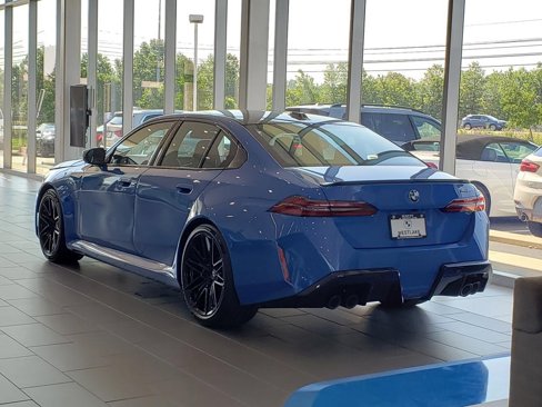 New 2026 BMW M5 w/ Carbon Package image 4