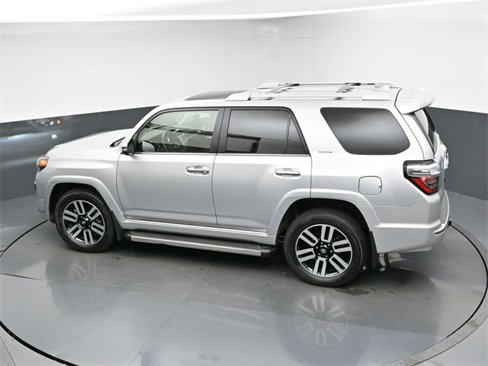 Used 2024 Toyota 4Runner Limited image 35