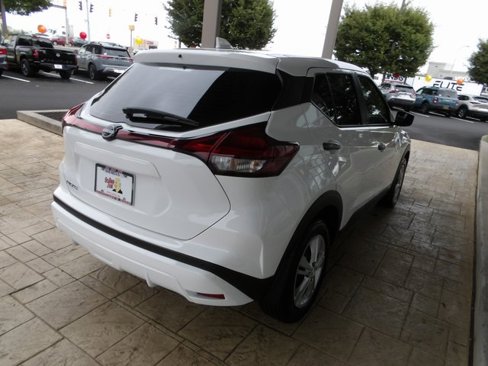 Certified 2024 Nissan Kicks S image 7