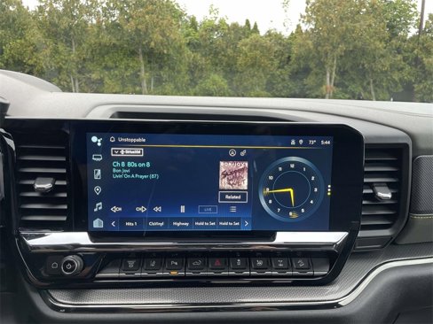 Used 2024 Chevrolet Silverado 2500 ZR2 w/ Technology Package image 28