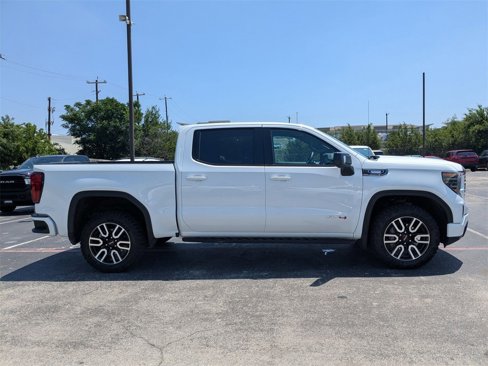 Used 2025 GMC Sierra 1500 AT4 w/ AT4 Premium Package image 7