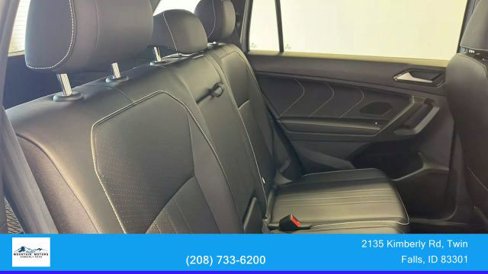 Used 2022 Volkswagen Tiguan SE R-Line image 40