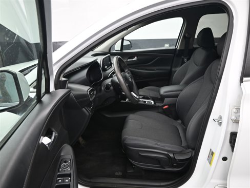 Used 2020 Hyundai Santa Fe SE image 10