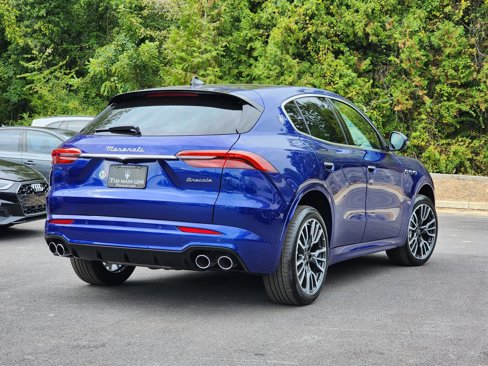 New 2025 Maserati Grecale GT image 2