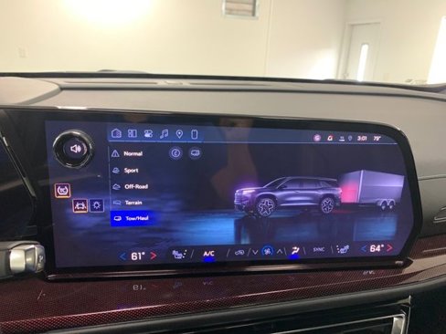 New 2026 Chevrolet Traverse Z71 w/ Driver Confidence Package image 49