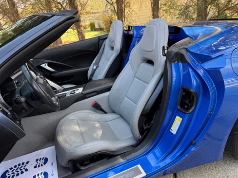 Used 2019 Chevrolet Corvette Stingray Convertible w/ Battery Protection Package image 47