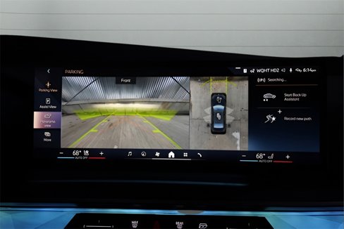 Used 2023 BMW 760i xDrive image 42