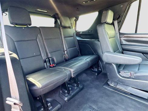 Used 2022 Chevrolet Tahoe Z71 w/ Luxury Package image 29