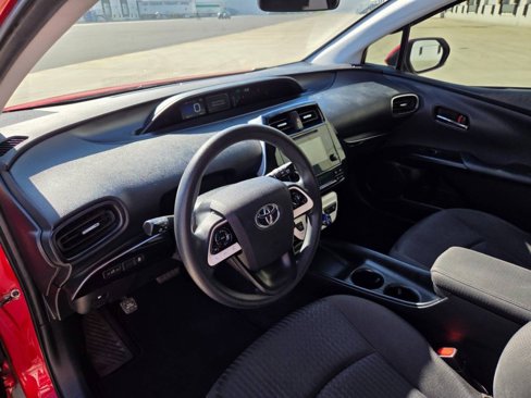 Used 2016 Toyota Prius Two image 12
