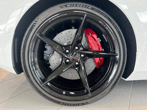 New 2025 Chevrolet Corvette E-Ray w/ Stealth Interior Trim Package image 23