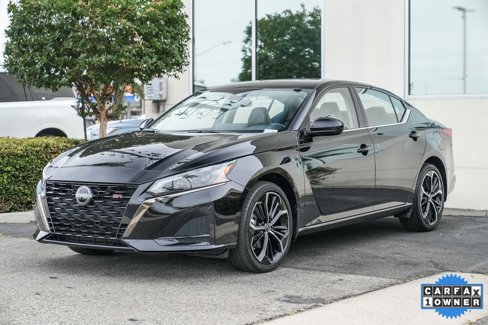 Used 2024 Nissan Altima 2.5 SR w/ SR Premium Package image 3