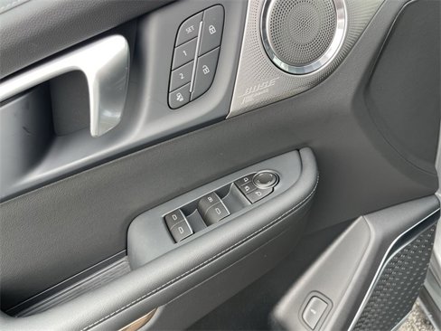 New 2026 Buick Enclave Avenir w/ Super Cruise Package image 13