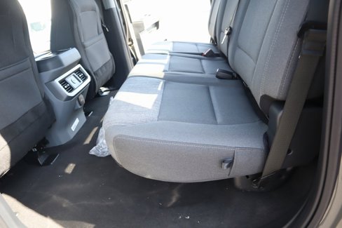 New 2025 Ford F250 XLT w/ FX4 Off-Road Package image 11