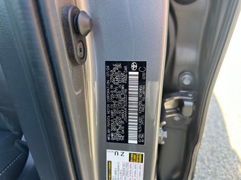 Used 2025 Toyota Crown XLE image 29