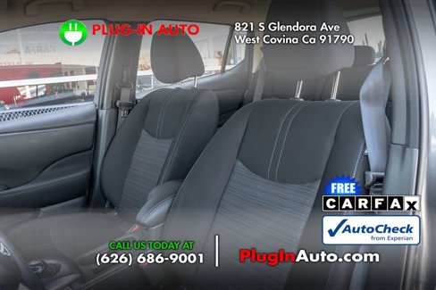 Used 2025 Nissan Leaf S image 7