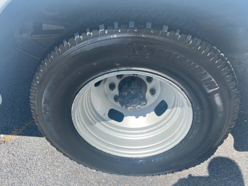 Used 2018 Ford F350 XL w/ Power Equipment Group image 17