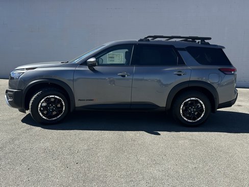 New 2025 Nissan Pathfinder Rock Creek image 4