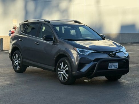 Used 2018 Toyota RAV4 LE w/ All Weather Liner Package image 2