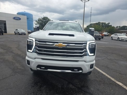 Used 2024 Chevrolet Silverado 2500 High Country w/ High Country Premium Package image 8