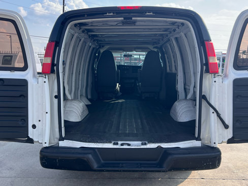Used 2012 Chevrolet Express 1500 w/ Power Package image 12