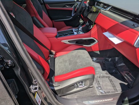 New 2026 Jaguar F-PACE SVR 575 Edition image 29