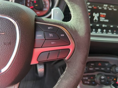 Used 2019 Dodge Challenger SRT Hellcat Redeye image 13