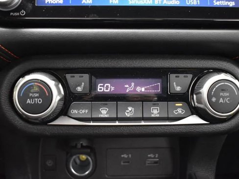 Used 2024 Nissan Versa SR image 31