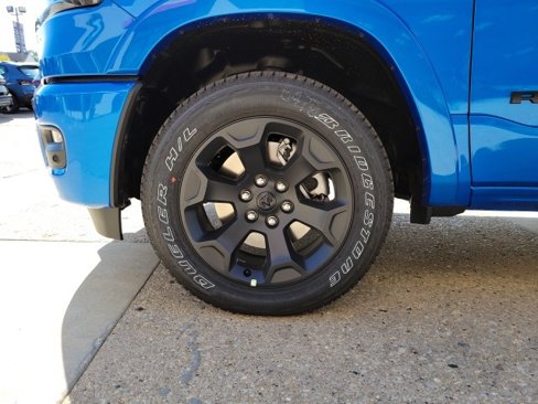 New 2026 RAM 1500 4x4 Crew Cab image 16