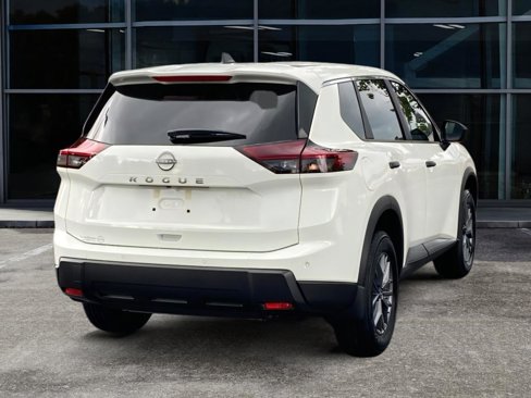 New 2026 Nissan Rogue S image 7