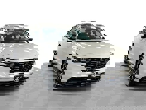 Used 2023 Honda Accord Sport image 1