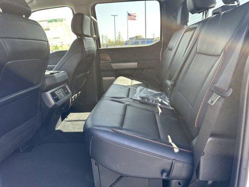 New 2025 Ford F350 Lariat w/ Lariat Ultimate Package image 15