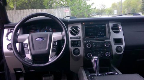 Used 2015 Ford Expedition Limited image 11