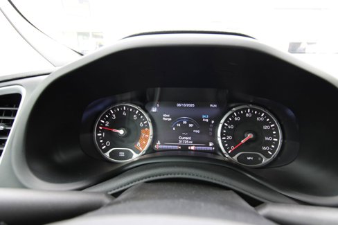 Used 2021 Jeep Renegade Latitude w/ Convenience Group image 14