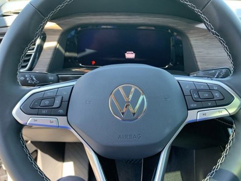 New 2025 Volkswagen Atlas SEL image 15