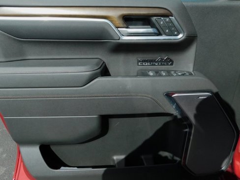 Used 2025 Chevrolet Silverado 1500 High Country w/ Technology Package image 29