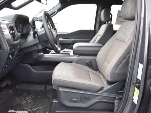 New 2025 Ford F150 XLT w/ Equipment Group 302A MID image 20